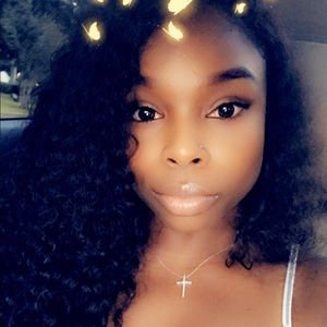 Meet your Posher, Saneika